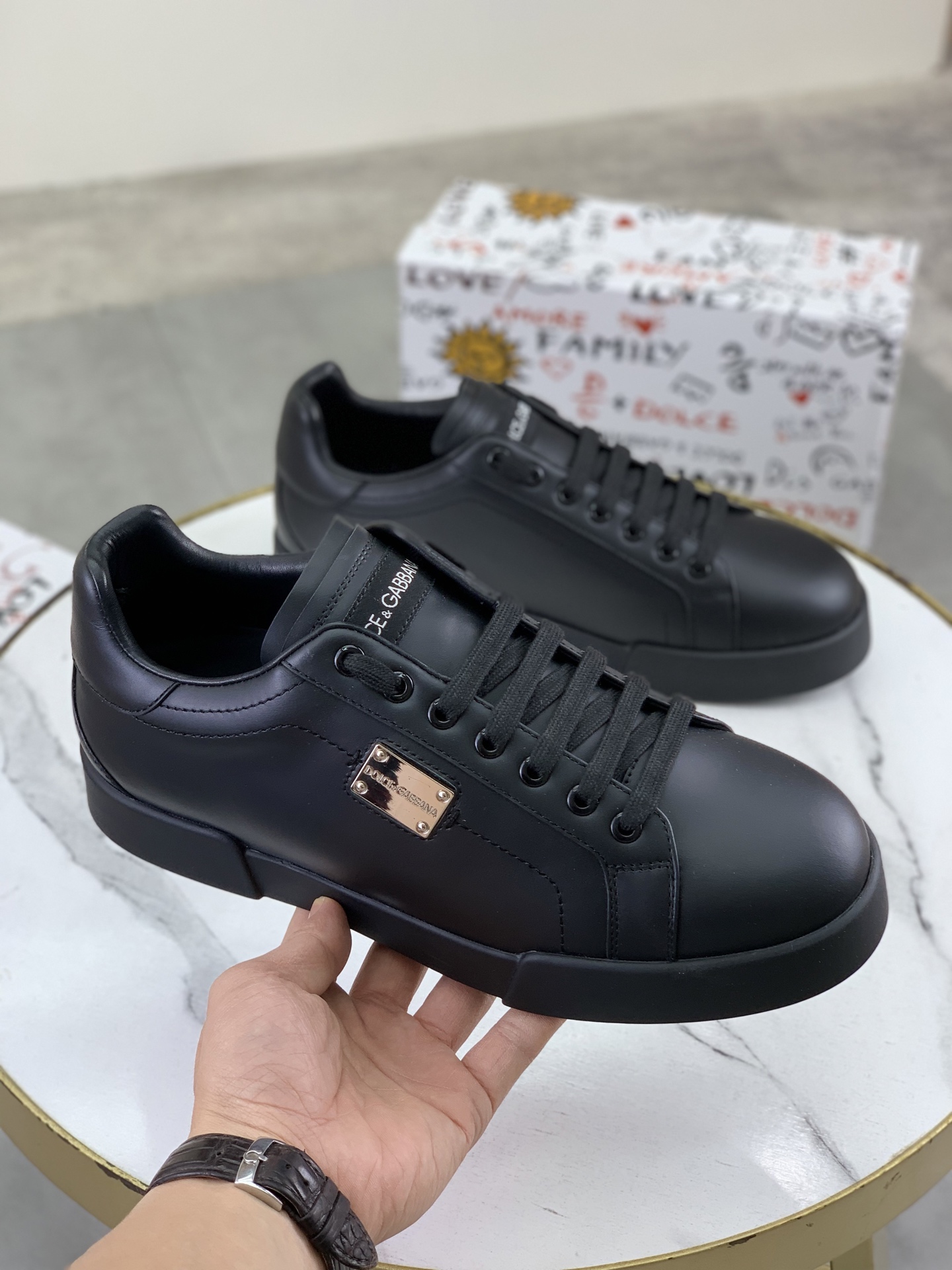 olce & Gabbana shoe
